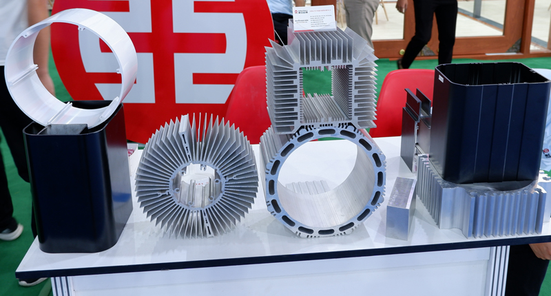 nhom-cong-nghiep-dong-a-2