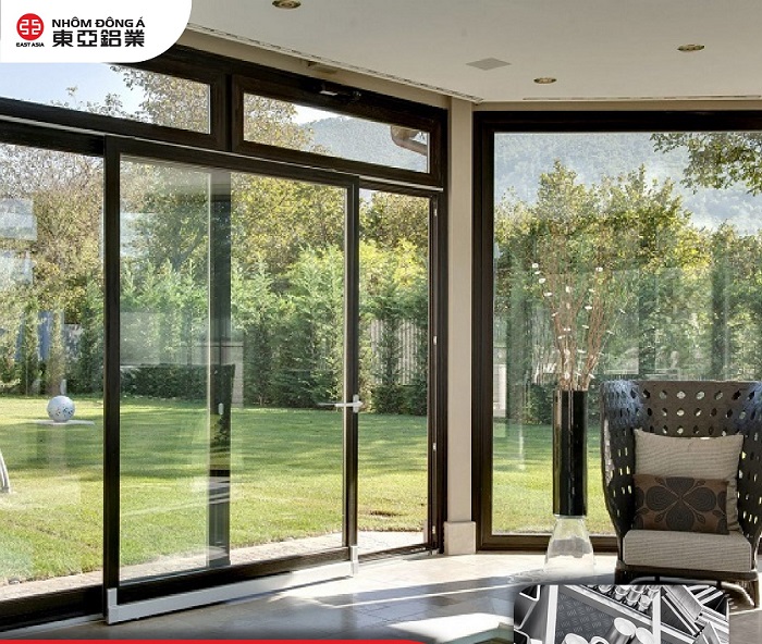 Cửa nhôm kính phòng khách