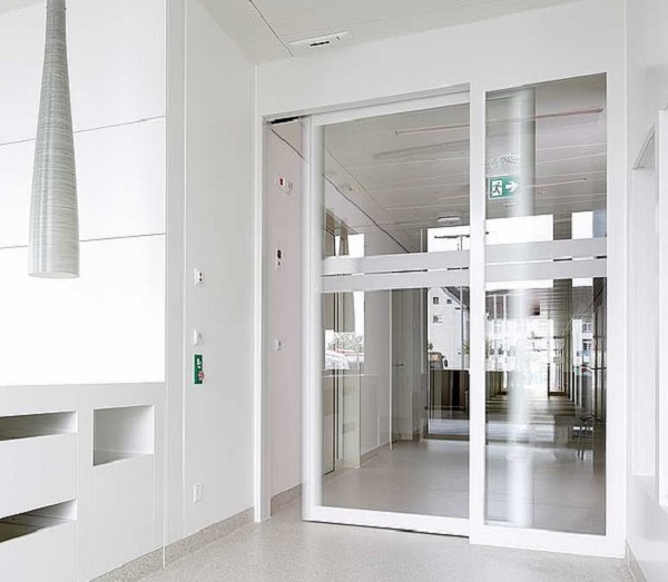  cửa lùa nhôm kính phòng ngủ 1 cánh