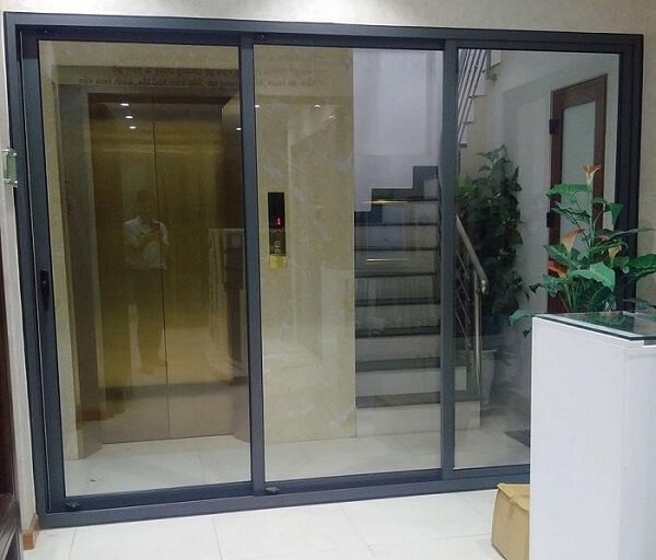 Ứng dụng cửa đi 3 cánh cánh hệ 93