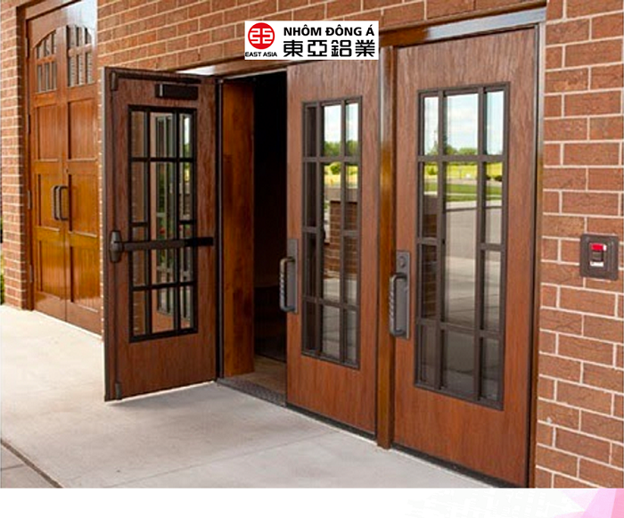 Mẫu cửa nhôm kính phòng khách