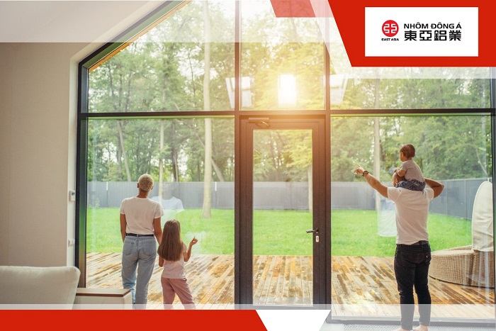 Cửa nhôm kính phòng khách