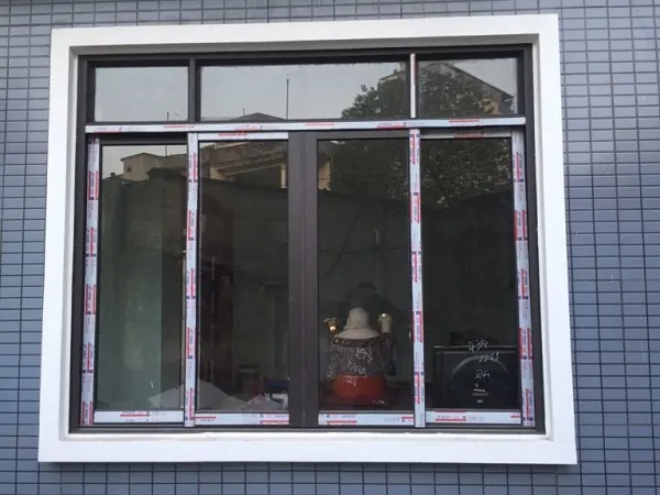 cửa sổ 4 cánh nhôm kính