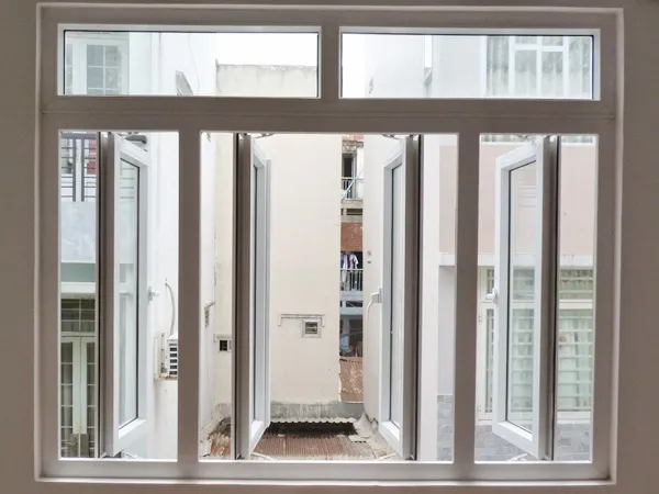 cửa sổ 4 cánh nhôm kính