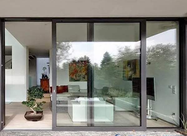 cửa nhôm hệ luà 93