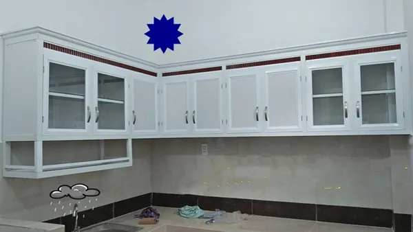 Mẫu tủ bếp nhôm kính trắng sứ đẹp