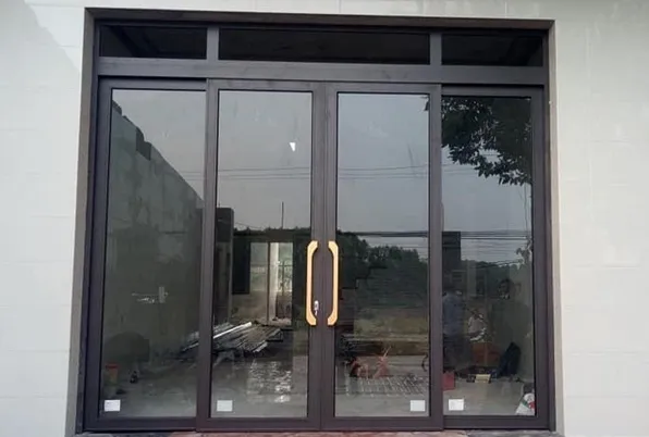 Cửa trượt quay 4 cánh