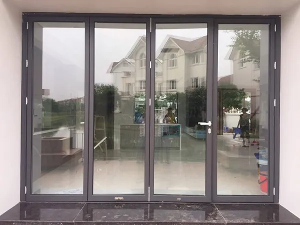 Cửa nhôm hệ 4 cánh lùa